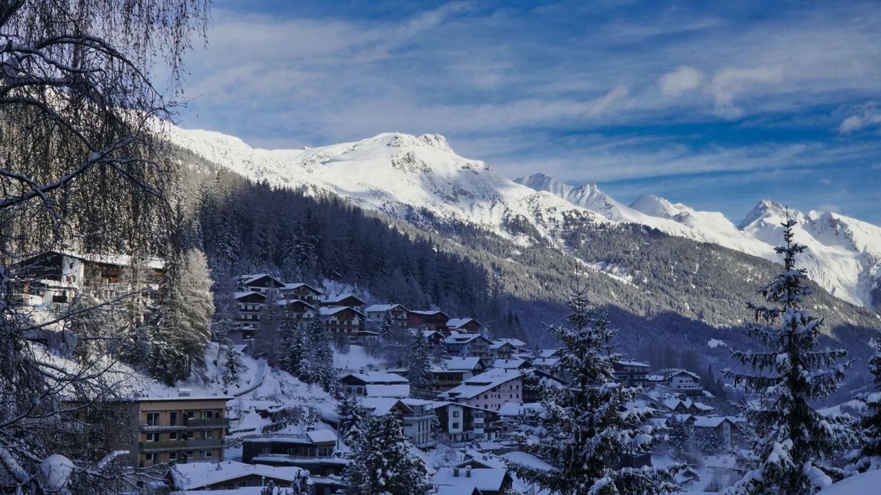 Haus Vasul Hotell Sankt Anton am Arlberg Exteriör bild